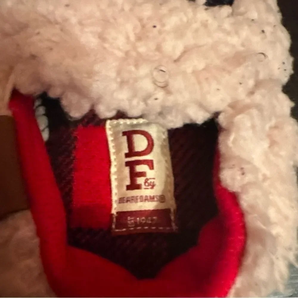 Dearfoams Kid’s Baby Bear Comfort Slippers Closed Back White Size 3-4. Wore Once